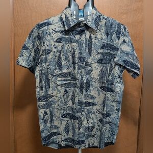 FILSON SHORT SLEEVE CHAMBRAY SHIRT BLUE INK FISH PRINT M NWT